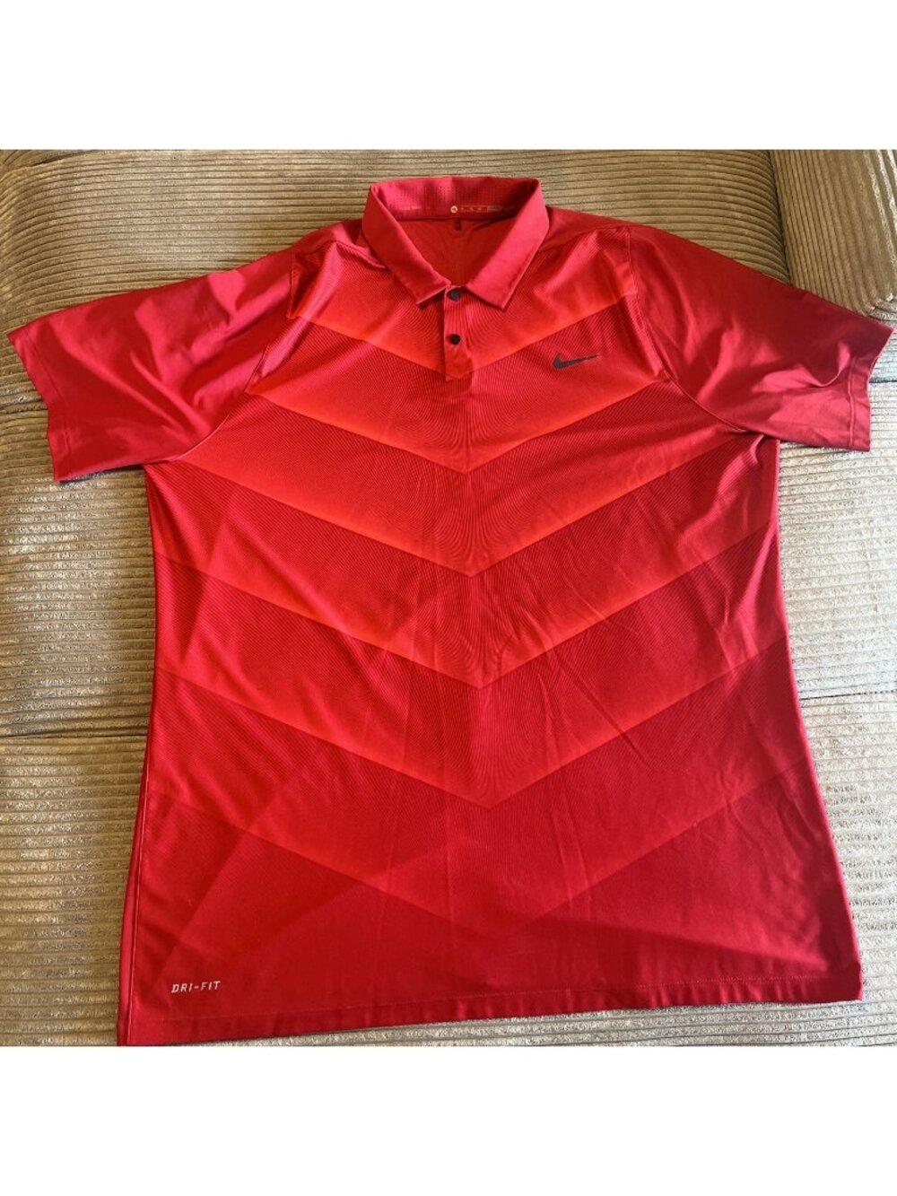Nike Golf Polo Men XL Tiger Woods Collection Hypercoool Snap Collar Red Dri Fit